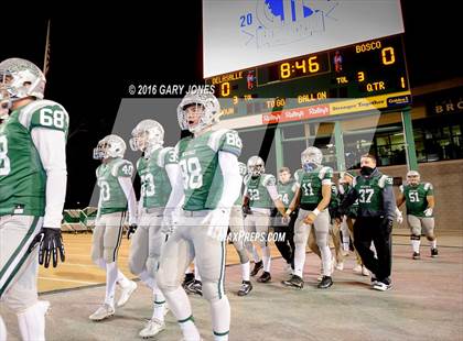 Thumbnail 3 in De La Salle vs. St. John Bosco (CIF State Open Division Final) photogallery.