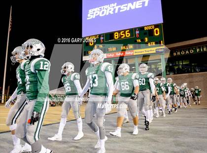 Thumbnail 3 in De La Salle vs. St. John Bosco (CIF State Open Division Final) photogallery.