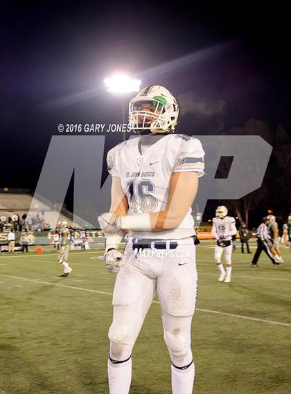 Thumbnail 3 in De La Salle vs. St. John Bosco (CIF State Open Division Final) photogallery.