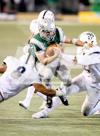 Thumbnail 2 in De La Salle vs. St. John Bosco (CIF State Open Division Final) photogallery.