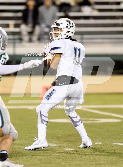 Thumbnail 2 in De La Salle vs. St. John Bosco (CIF State Open Division Final) photogallery.