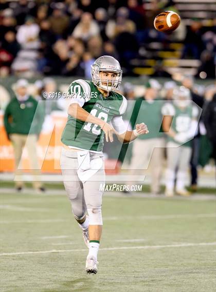 Thumbnail 1 in De La Salle vs. St. John Bosco (CIF State Open Division Final) photogallery.