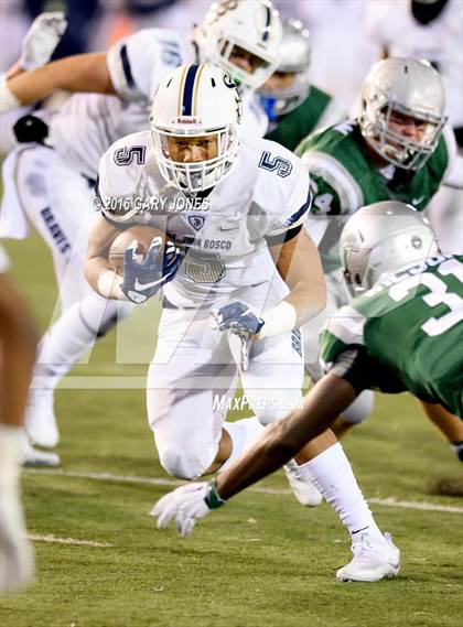 Thumbnail 2 in De La Salle vs. St. John Bosco (CIF State Open Division Final) photogallery.