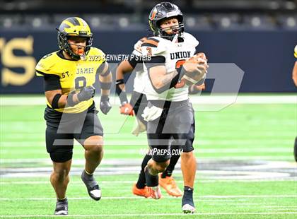 Thumbnail 2 in Union Parish vs. St. James (LHSAA Division III Non-Select Final) photogallery.