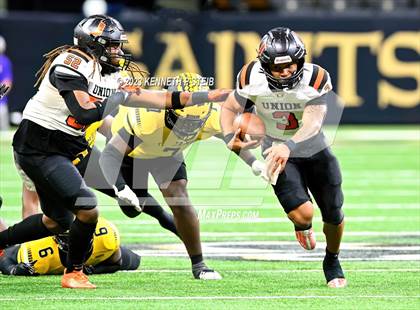 Thumbnail 2 in Union Parish vs. St. James (LHSAA Division III Non-Select Final) photogallery.