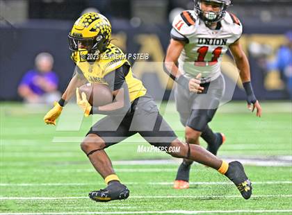 Thumbnail 2 in Union Parish vs. St. James (LHSAA Division III Non-Select Final) photogallery.
