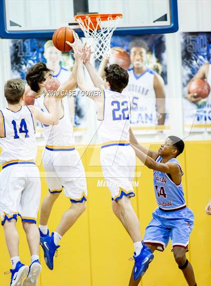 Thumbnail 2 in Goodpasture Christian @ University photogallery.