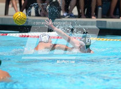 Thumbnail 3 in Santana vs. Helix (CIF SDS D2 Final) photogallery.