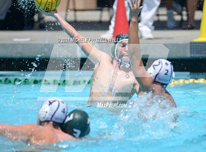 Thumbnail 3 in Santana vs. Helix (CIF SDS D2 Final) photogallery.