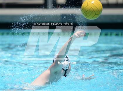 Thumbnail 1 in Santana vs. Helix (CIF SDS D2 Final) photogallery.