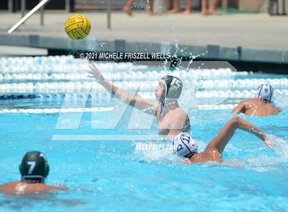 Thumbnail 1 in Santana vs. Helix (CIF SDS D2 Final) photogallery.