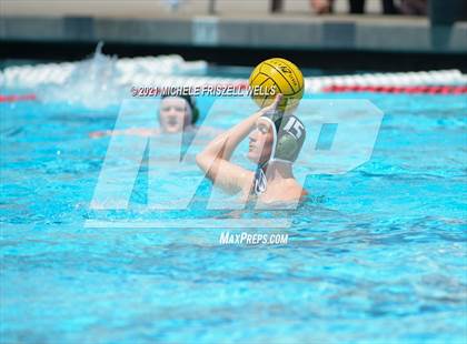 Thumbnail 1 in Santana vs. Helix (CIF SDS D2 Final) photogallery.