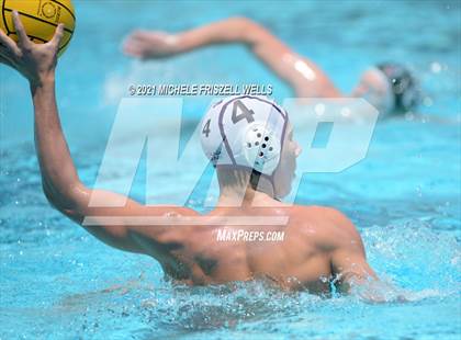 Thumbnail 3 in Santana vs. Helix (CIF SDS D2 Final) photogallery.