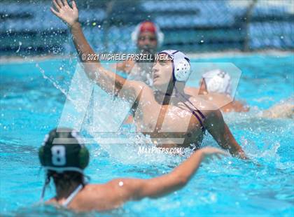 Thumbnail 2 in Santana vs. Helix (CIF SDS D2 Final) photogallery.