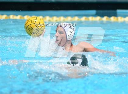 Thumbnail 3 in Santana vs. Helix (CIF SDS D2 Final) photogallery.