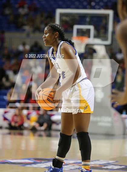 Thumbnail 3 in North Little Rock vs. Northside (AAA 6A State Final) photogallery.