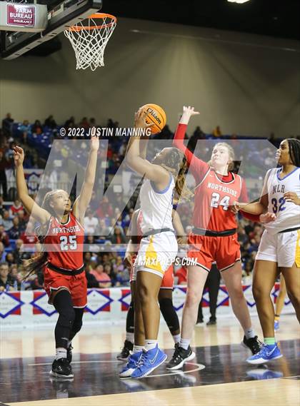 Thumbnail 3 in North Little Rock vs. Northside (AAA 6A State Final) photogallery.