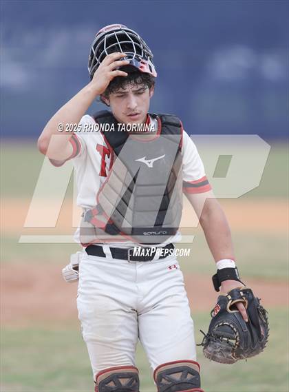 Thumbnail 2 in Terry vs Randle (Lamar Consolidated Playoff) photogallery.