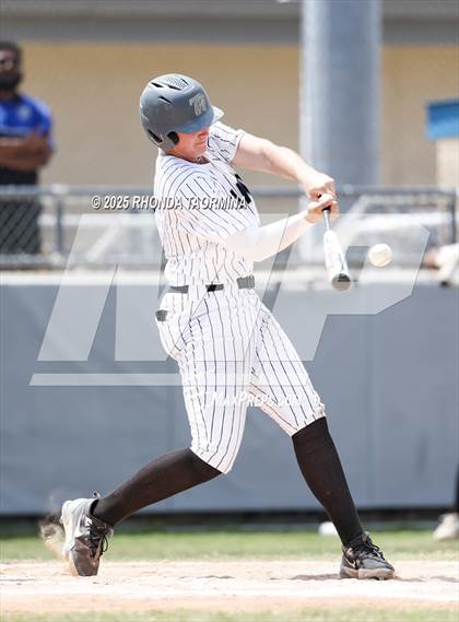 Thumbnail 2 in Terry vs Randle (Lamar Consolidated Playoff) photogallery.
