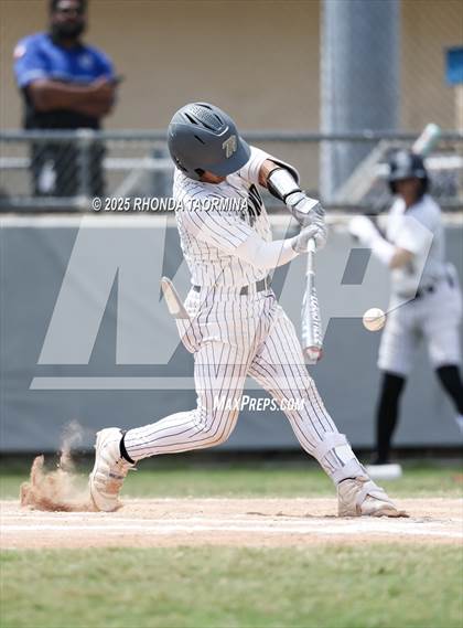 Thumbnail 2 in Terry vs Randle (Lamar Consolidated Playoff) photogallery.