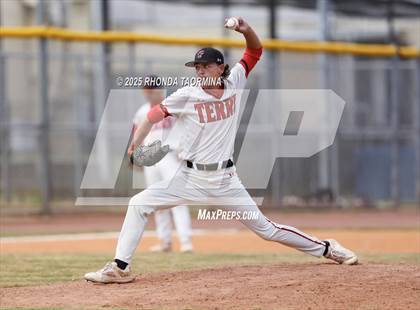 Thumbnail 3 in Terry vs Randle (Lamar Consolidated Playoff) photogallery.