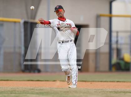Thumbnail 2 in Terry vs Randle (Lamar Consolidated Playoff) photogallery.