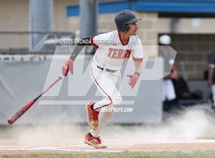 Thumbnail 1 in Terry vs Randle (Lamar Consolidated Playoff) photogallery.