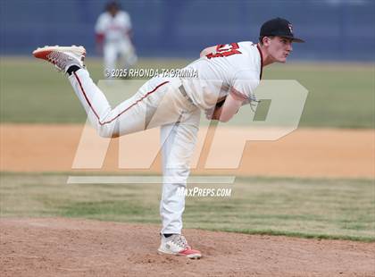 Thumbnail 1 in Terry vs Randle (Lamar Consolidated Playoff) photogallery.