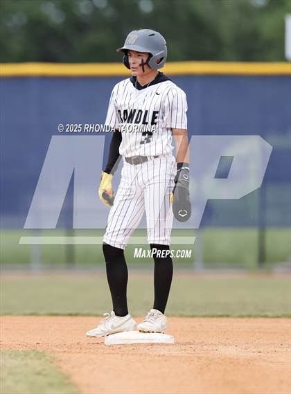 Thumbnail 3 in Terry vs Randle (Lamar Consolidated Playoff) photogallery.