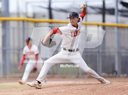 Thumbnail 3 in Terry vs Randle (Lamar Consolidated Playoff) photogallery.