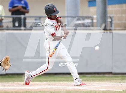 Thumbnail 1 in Terry vs Randle (Lamar Consolidated Playoff) photogallery.
