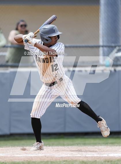 Thumbnail 2 in Terry vs Randle (Lamar Consolidated Playoff) photogallery.