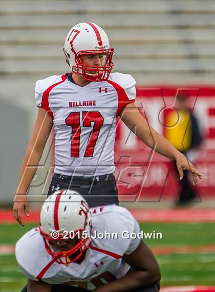 Thumbnail 2 in Bellaire vs. Cypress Falls (UIL Region 3 6A D1 Area) photogallery.
