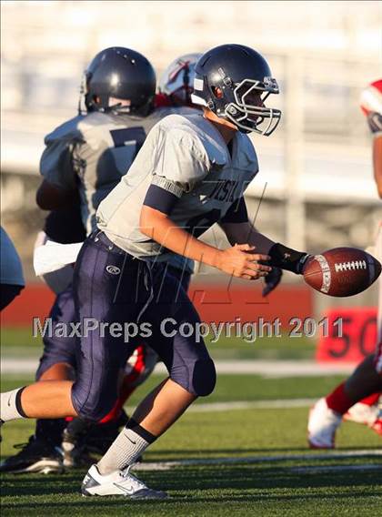 Thumbnail 3 in Antelope vs Vista Del Lago (Junior Varsity) photogallery.