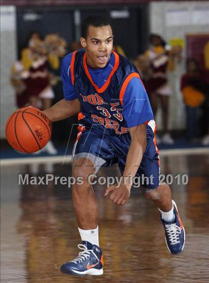 Thumbnail 3 in Horace Greeley vs Mt. Vernon (Section 1 AA Quarterfinal) photogallery.