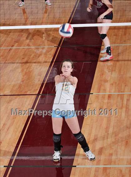 Thumbnail 1 in Alcoa vs. Gibbs (Regional Playoffs) photogallery.