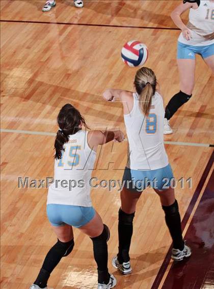 Thumbnail 3 in Alcoa vs. Gibbs (Regional Playoffs) photogallery.