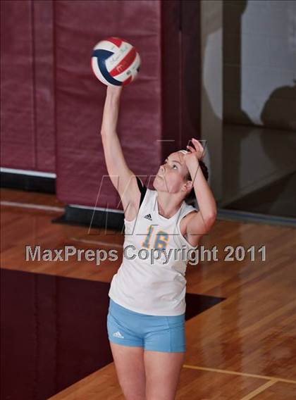 Thumbnail 2 in Alcoa vs. Gibbs (Regional Playoffs) photogallery.