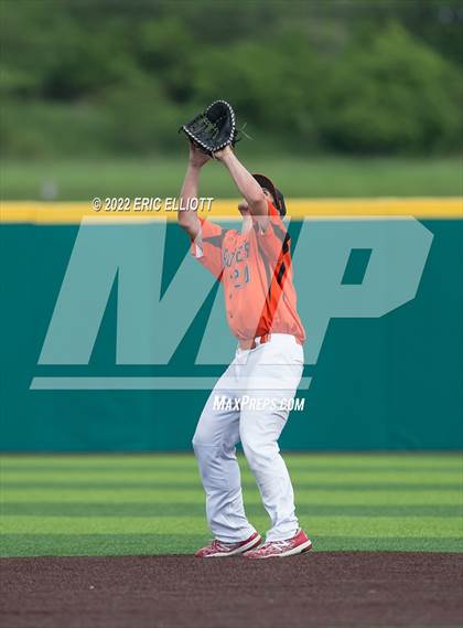 Thumbnail 2 in Rocky Grove vs Kennedy Catholic (PIAA D10 A Semi Final) photogallery.
