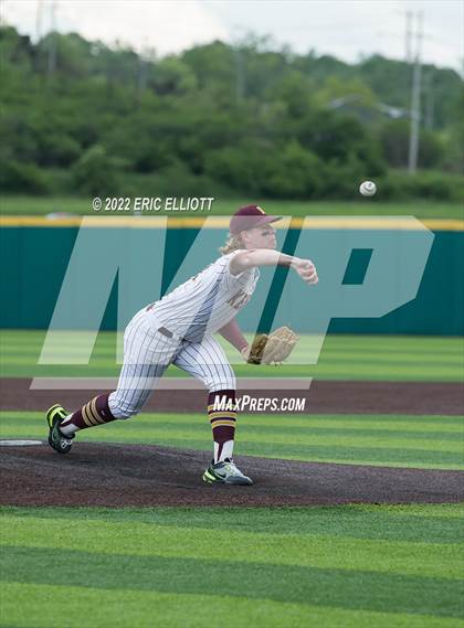 Thumbnail 2 in Rocky Grove vs Kennedy Catholic (PIAA D10 A Semi Final) photogallery.
