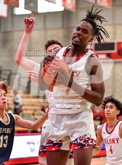 Thumbnail 1 in Colony vs. Dos Pueblos (Nike Extravaganza) photogallery.