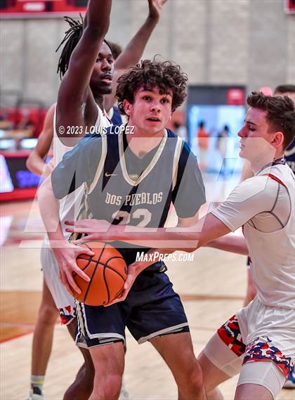 Thumbnail 2 in Colony vs. Dos Pueblos (Nike Extravaganza) photogallery.