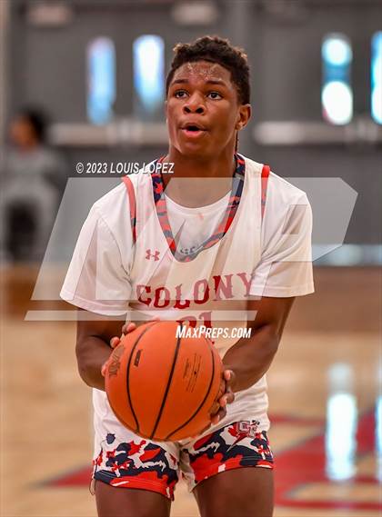Thumbnail 1 in Colony vs. Dos Pueblos (Nike Extravaganza) photogallery.