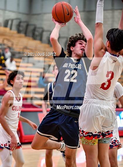 Thumbnail 2 in Colony vs. Dos Pueblos (Nike Extravaganza) photogallery.
