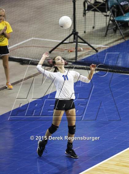 Thumbnail 2 in Coal Ridge vs Frontier Academy (CHSAA 3A Pool Play) photogallery.