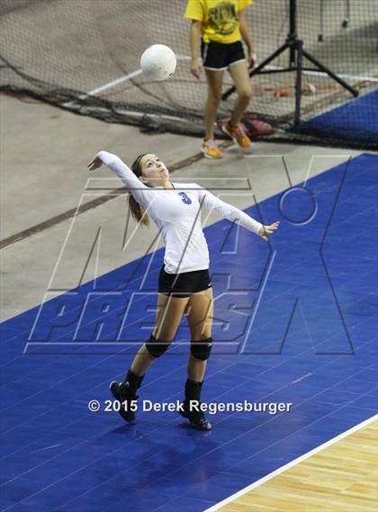 Thumbnail 1 in Coal Ridge vs Frontier Academy (CHSAA 3A Pool Play) photogallery.