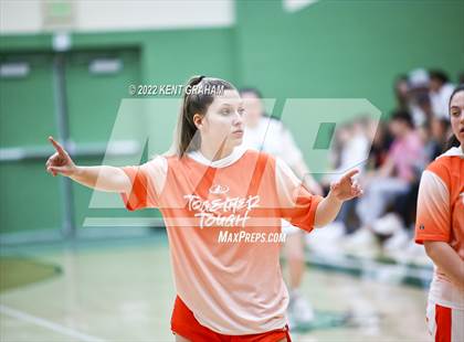 Thumbnail 2 in Hamilton Heights vs New Castle (IHSAA Sectional Championship) photogallery.