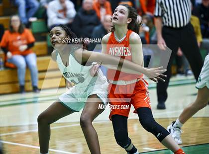 Thumbnail 1 in Hamilton Heights vs New Castle (IHSAA Sectional Championship) photogallery.