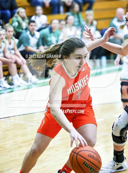 Thumbnail 1 in Hamilton Heights vs New Castle (IHSAA Sectional Championship) photogallery.