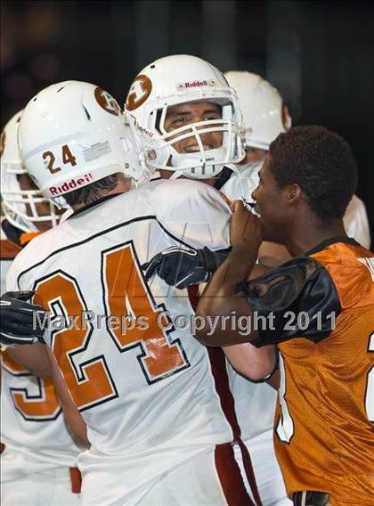 Thumbnail 3 in Alvin @ Pasadena photogallery.